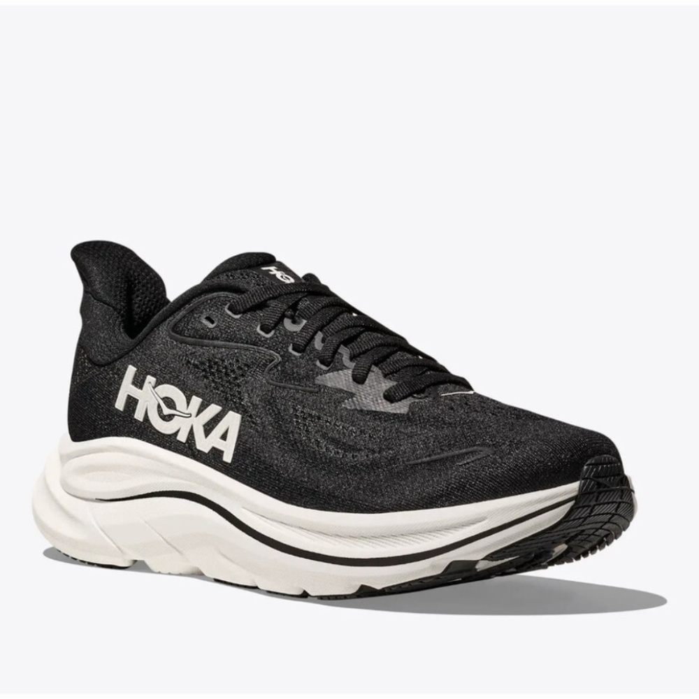 Hoka Clifton 10 running shoes black